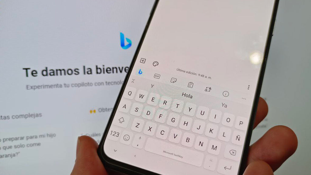 Si tienes un móvil Samsung estás de enhorabuena: ya puedes usar Bing AI directamente desde el teclado